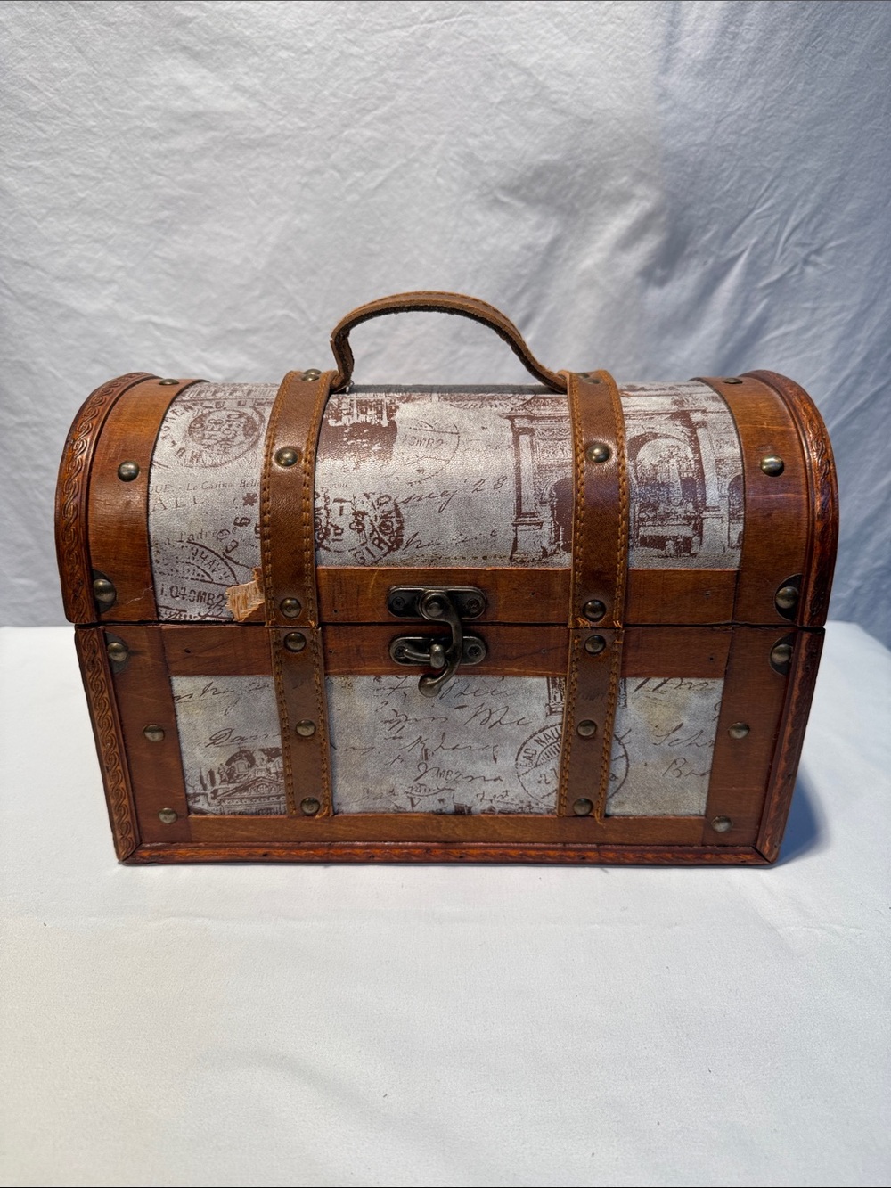 Vintage-Style Small Wood Chest Trunk Storage Box